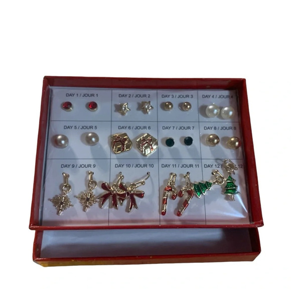 Avon merry and jolly days of Christmas earring set NIB posts and drops - Picture 1 of 4